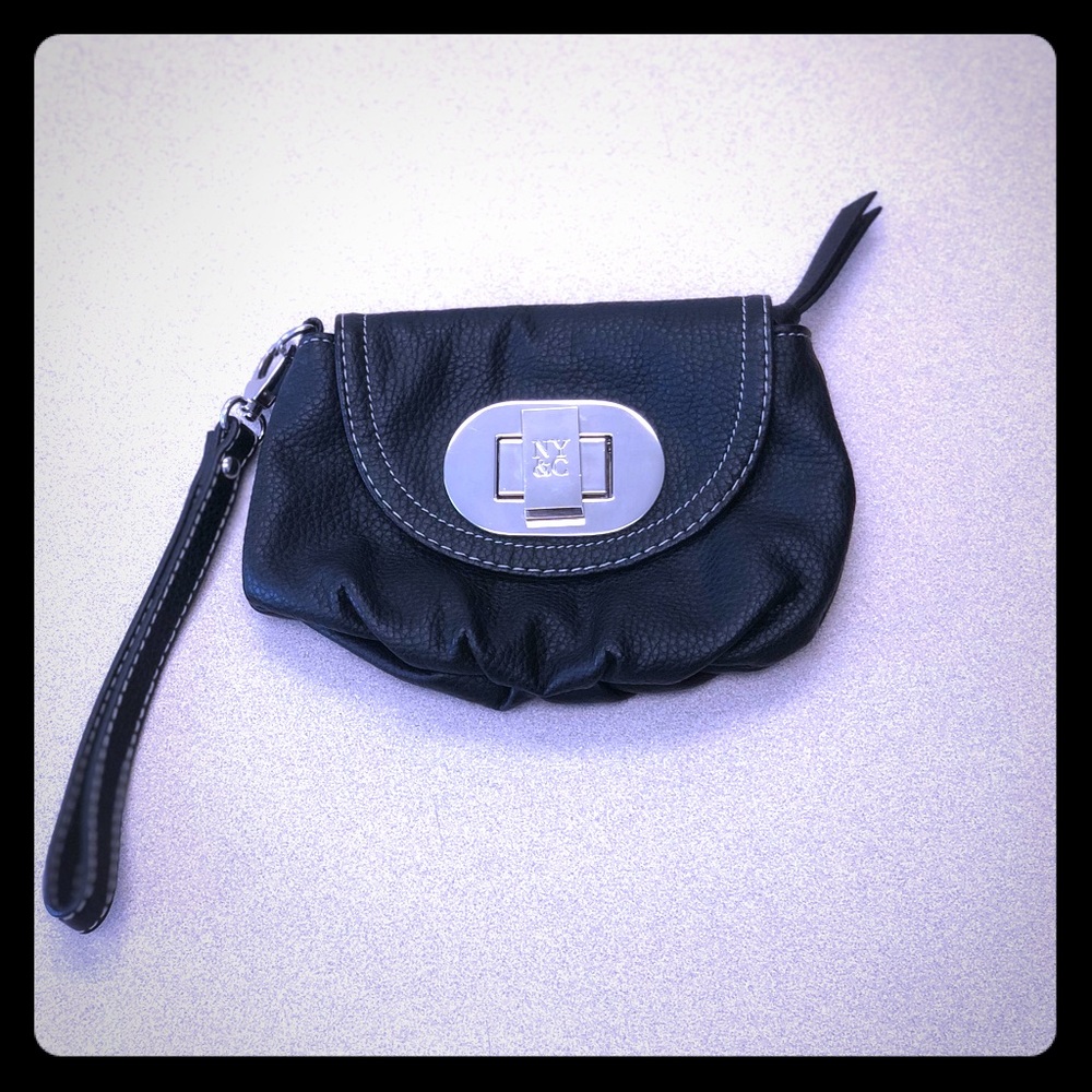 NY&Co small wristlet